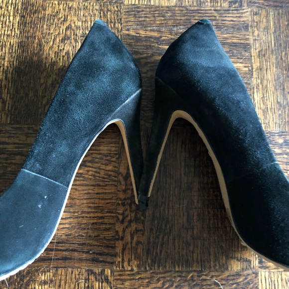 Vince Camuto black suede heels - 6.5 US - Picture 8 of 8
